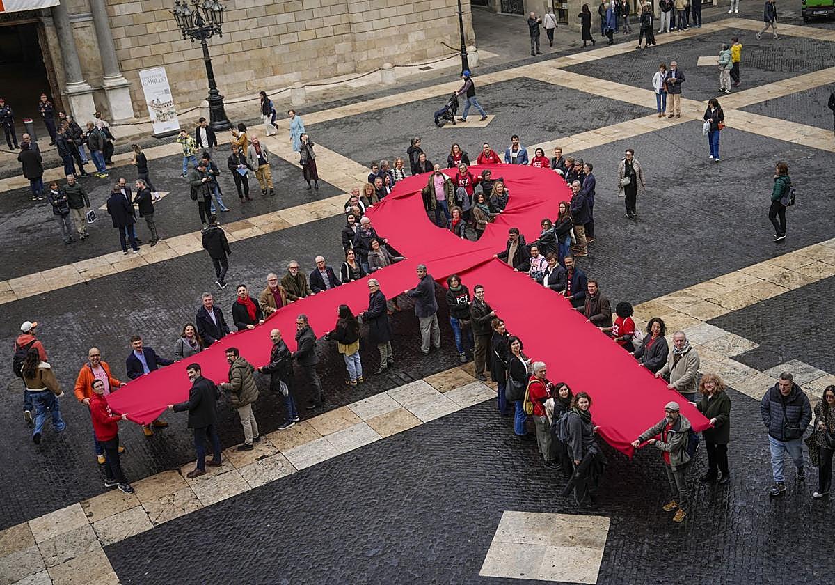 Canak Islands, country with the fifth highest number of HIV infections: 