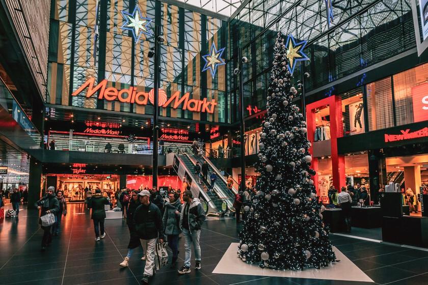 China Amazon acaba de comprar Mediamarkt por $ 2.5 mil millones. Amazon tiene problemas en Europa